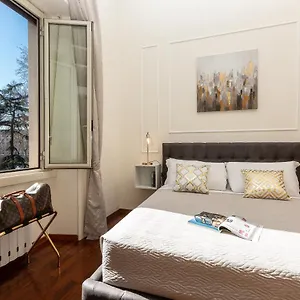 Savoia Exclusive House By Premium Collection Roma