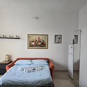 Tiny House , Bari Italia